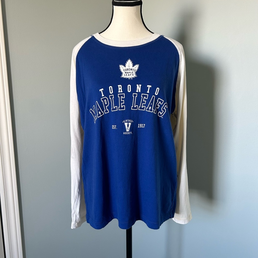 Bulletin Ladies Maple Leaf T-Shirt #goleafs​